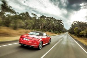 Audi TT Roadster 2.0 TFSI Quattro S-Line 2015 года  (AU)